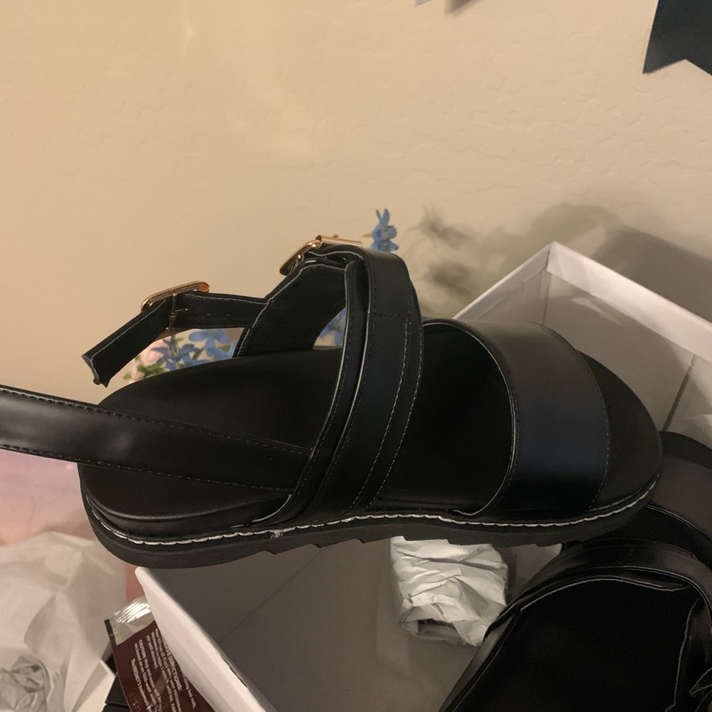 BRAND NEW platform sandals!!